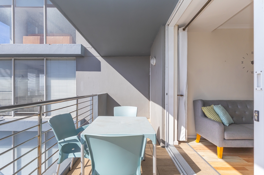 2 Bedroom Property for Sale in Beachfront Western Cape